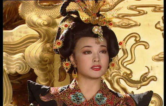 旺事业克夫的女命.jpg