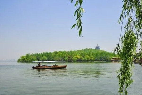 光棍命的八字