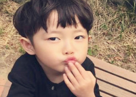 姓杨男孩名字有诗意