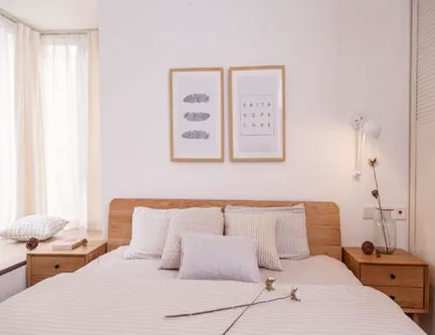 床头柜摆放一个好不好