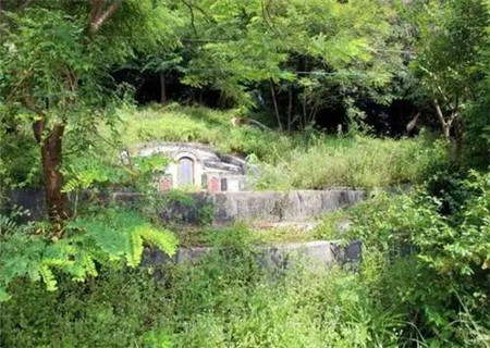 祖坟风水被破坏怎么办