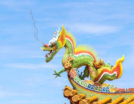 画地为牢居人后是什么生肖？