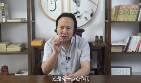 客厅里挂什么画风水好呢？