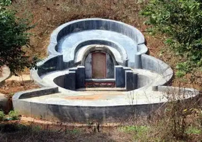 阴宅发财格局论