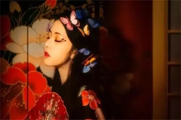 美女的八字特征